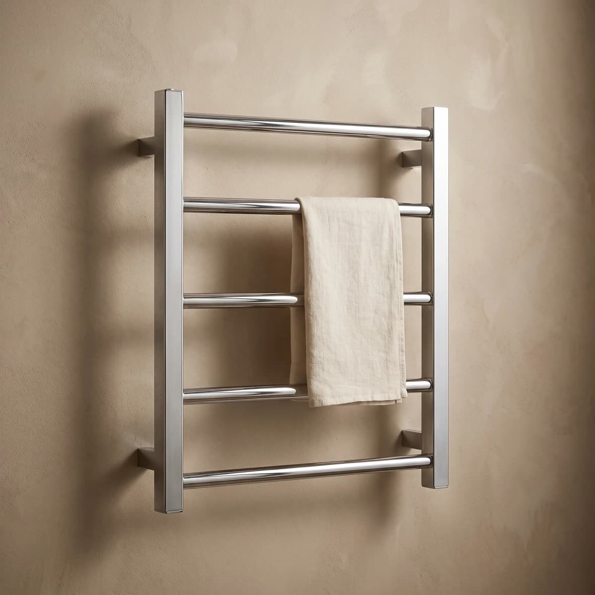 Aquaro 5 Bar Round Ladder Towel Rail