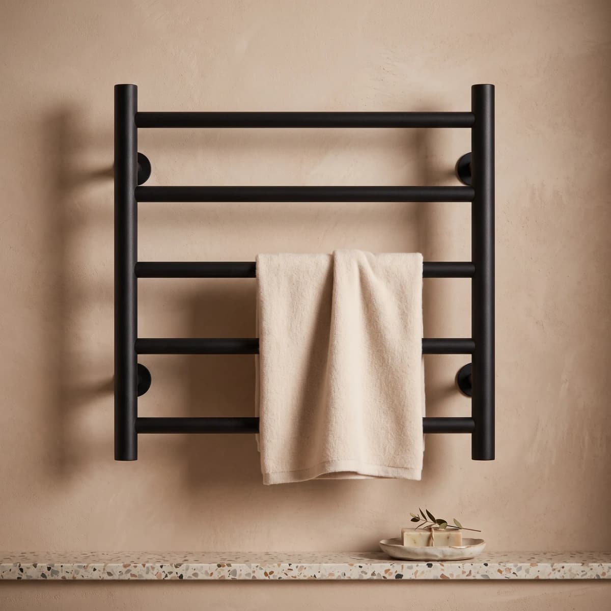 Aquaro 5 Bar Round Ladder Towel Rail, Matte Black