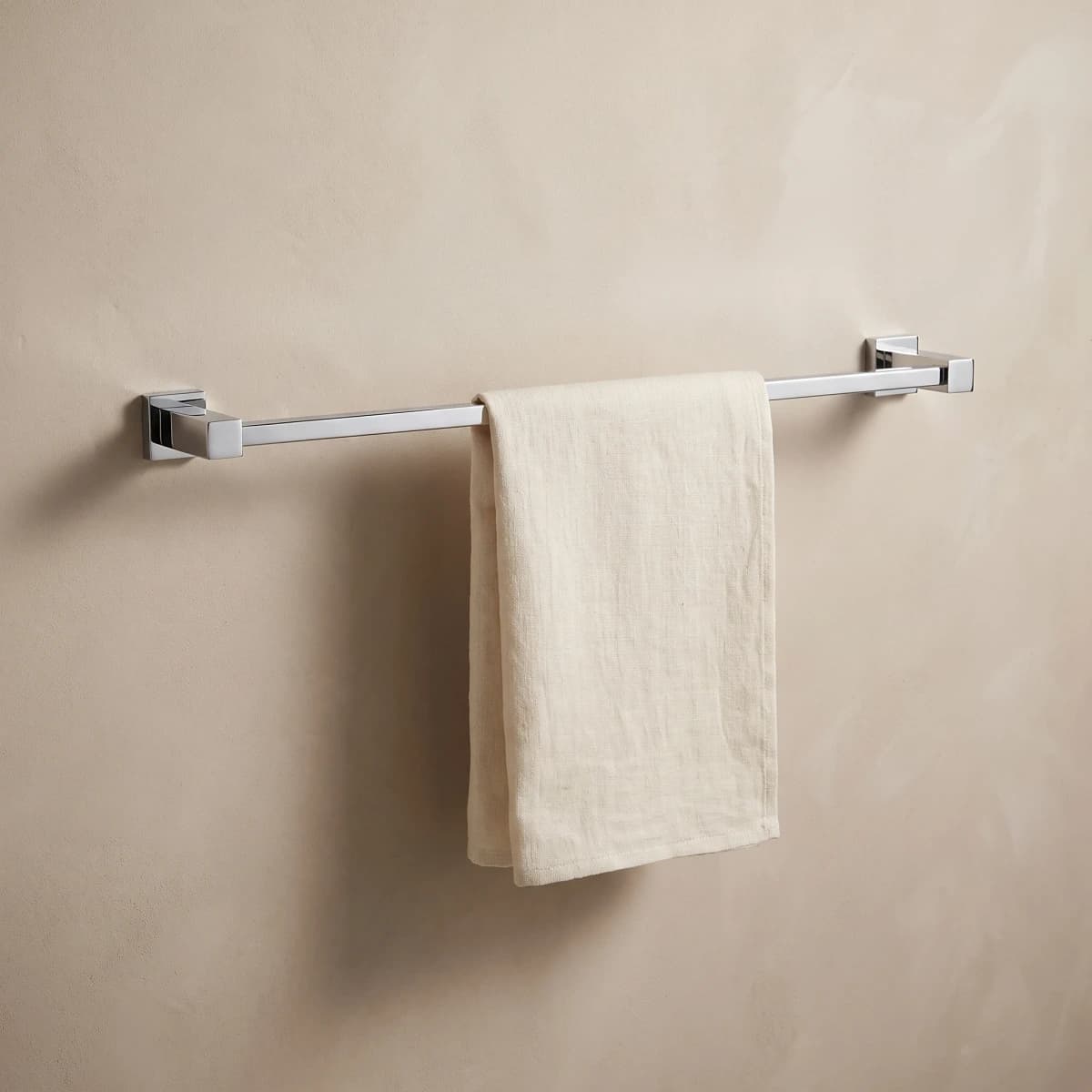 Aquaro Rola Single Towel Rail, 750mm