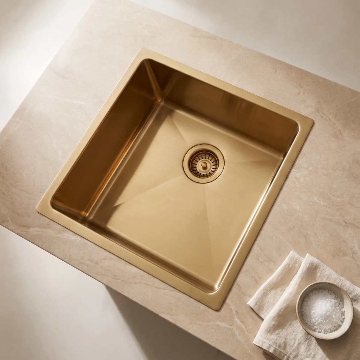 Square Undermount Aquaro Sink 350x400 in Brushed Gold