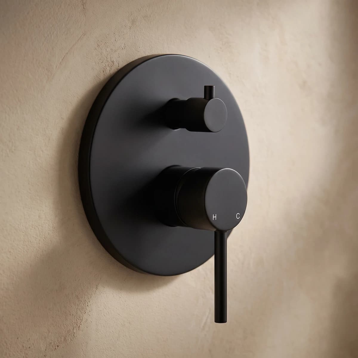 Aquaro Wall Mixer with Diverter in Matte Black
