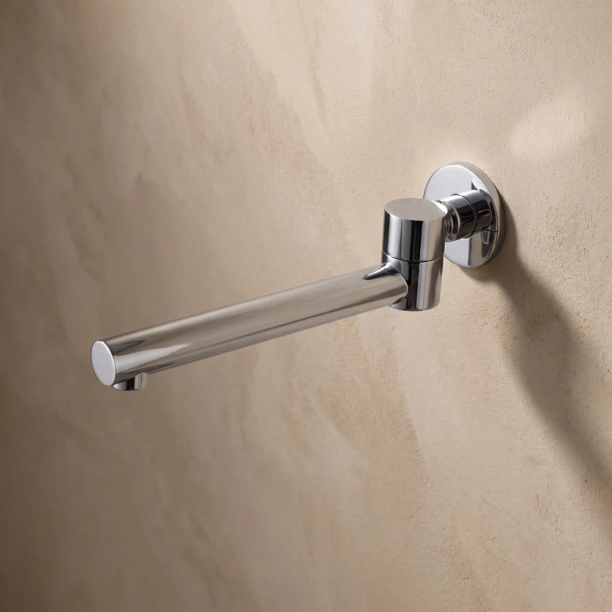 Aquaro Bath Spout – Swivel 242mm in Chrome
