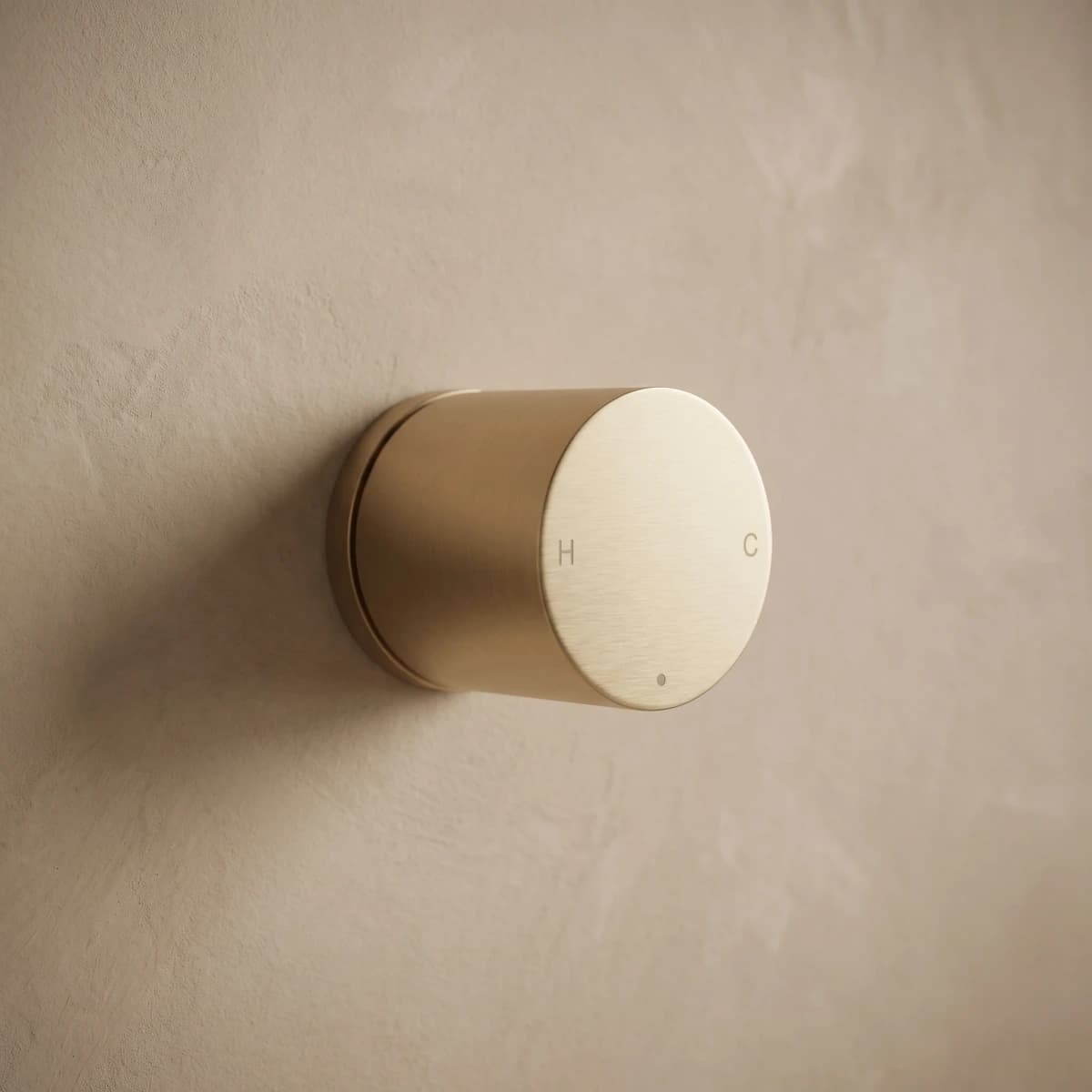 Aquaro Poise Progressive Wall Mixer, Brushed Gold